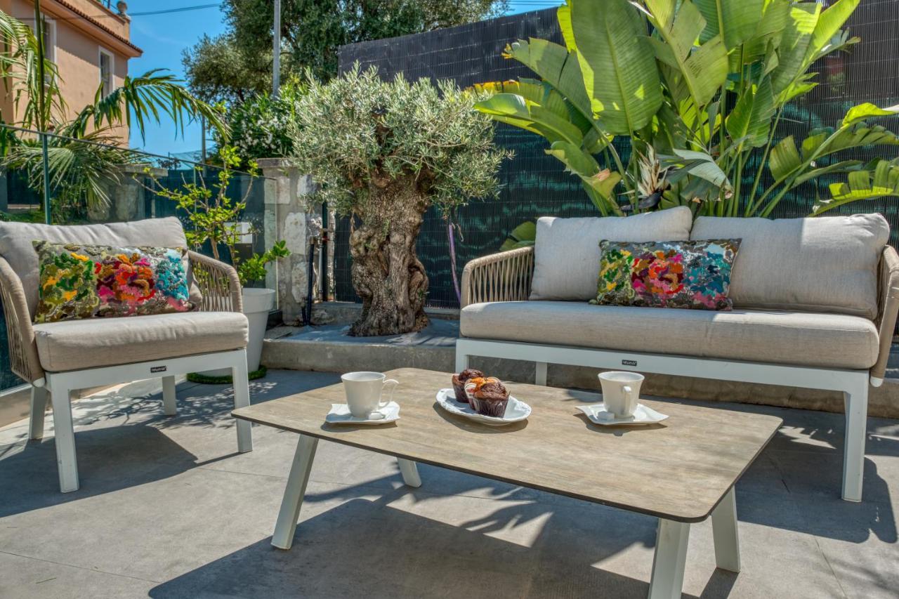 Deluxe Villa Graziella 200 M From The Beach إز المظهر الخارجي الصورة
