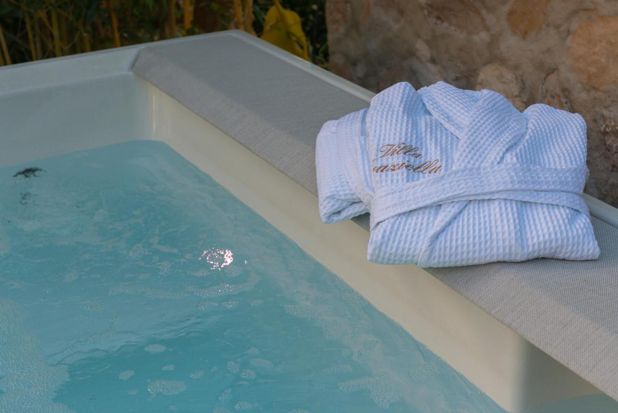 Deluxe Villa Graziella 200 M From The Beach إز المظهر الخارجي الصورة